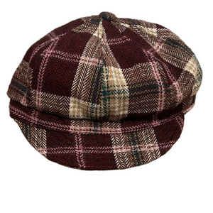 TARGET FASHION HAT. Size: Fits Most